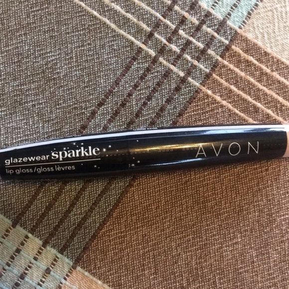 Assorted lip sticks new - Picture 6 of 6